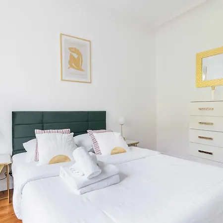 2 Pieces Fonctionnel Metro Jaures - 19 - 4p Apartment *
